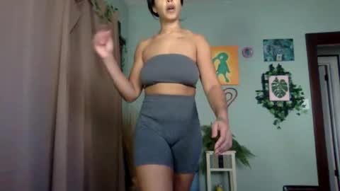 Goddess Hunyy online show from January 28, 2025, 6:39 pm