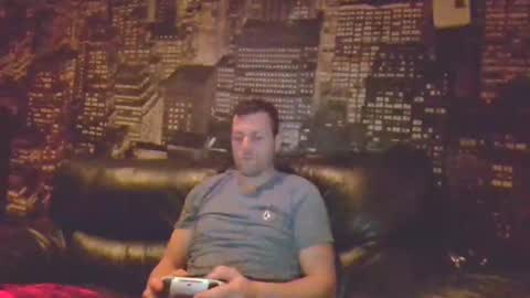 hurley7890 online show from December 31, 2024, 2:08 am