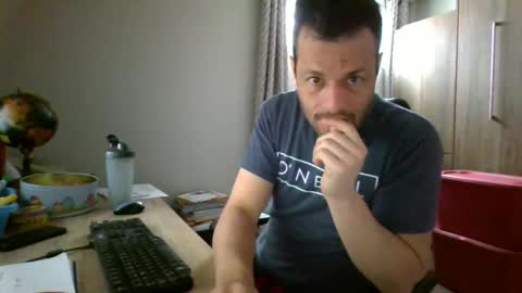 hurley7890 online show from March 7, 2025, 2:23 pm