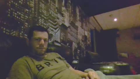 hurley7890 online show from April 17, 2026, 1:41 am