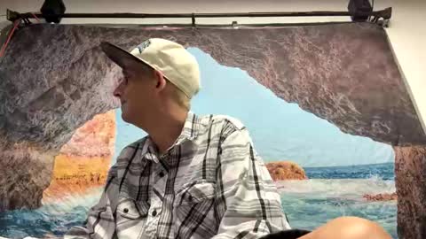 huskyclip70 online show from May 21, 2026, 2:29 am