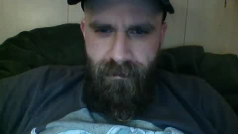 huskygengar22 online show from June 26, 2026, 3:44 am