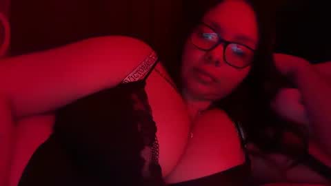 Snapshot of hxnnyyb chatting on March 16, 2026, 3:34 am Bex online show from March 16, 2026, 3:34 am