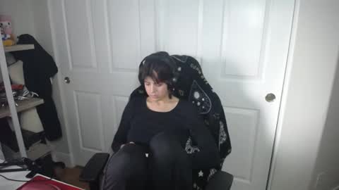 herma online show from December 11, 2024, 9:01 pm