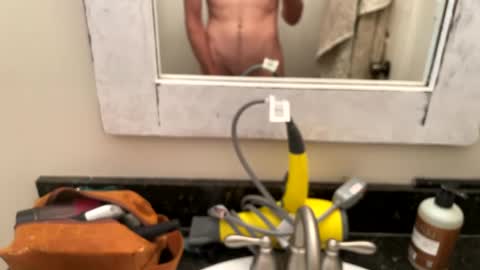 Snapshot of hydr420 chatting on September 24, 2025, 4:43 pm hydr420 online show from September 24, 2025, 4:43 pm