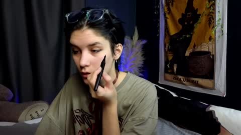 Hyeon Jin online show from January 30, 2025, 8:42 pm