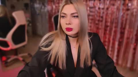 hyileyclark online show from February 6, 2026, 9:23 am