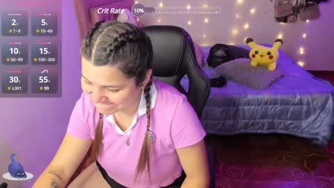 Snapshot of hyun22148625 chatting on December 19, 2024, 6:45 am Hello Im Julieta Im 25 years old and I love being here. Thank you for visiting my living room. The only rule is that you hap online show from December 19, 2024, 6:45 am