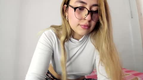 Snapshot of hyunjooo chatting on September 15, 2025, 7:58 pm Hyun Joo online show from September 15, 2025, 7:58 pm