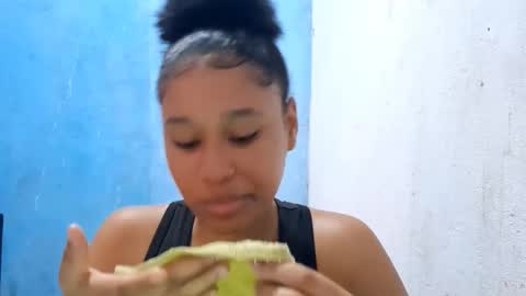 hyunmuther online show from March 12, 2026, 12:11 pm