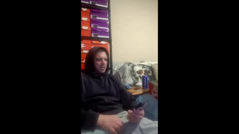 Snapshot of i124nakwitu chatting on February 8, 2026, 7:56 am i124nakwitu online show from February 8, 2026, 7:56 am