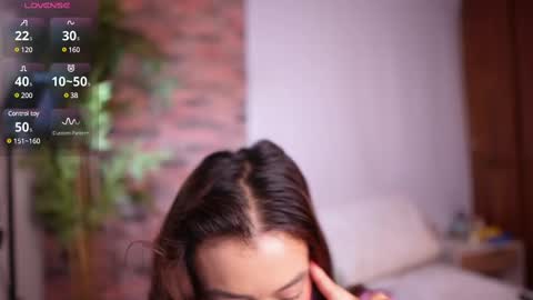 Lucy online show from March 12, 2025, 9:02 am