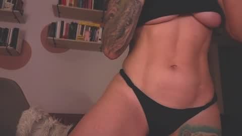 Lana Banana online show from April 3, 2026, 2:42 am