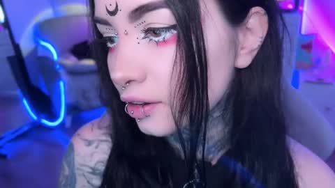 Asya  online show from November 1, 2025, 9:11 am