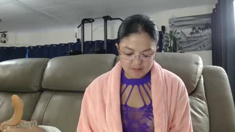 ShortStuff online show from December 22, 2025, 7:33 pm