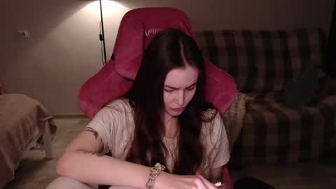 elisabeth online show from February 24, 2025, 4:15 pm