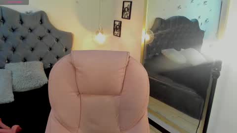 Raven online show from April 21, 2026, 1:42 am