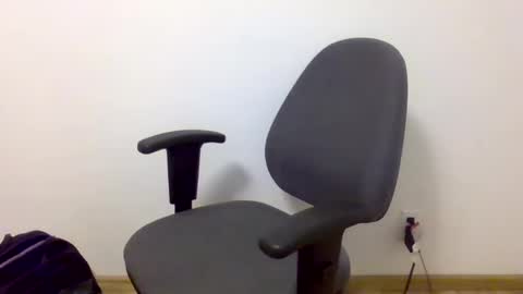 i_was_a_shy_dad online show from October 14, 2025, 11:44 am