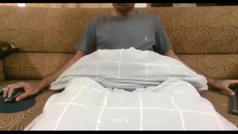 Snapshot of iam_jp084 chatting on February 14, 2025, 11:42 am JP online show from February 14, 2025, 11:42 am