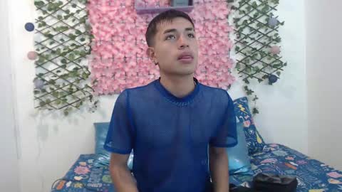 Snapshot of iam_lukas__ chatting on September 12, 2025, 4:01 am iam_lukas__ online show from September 12, 2025, 4:01 am