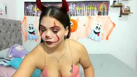 iam_mai online show from October 31, 2025, 10:00 pm