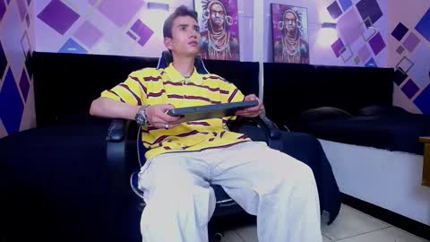 Iam Smith  online show from February 6, 2026, 2:49 am