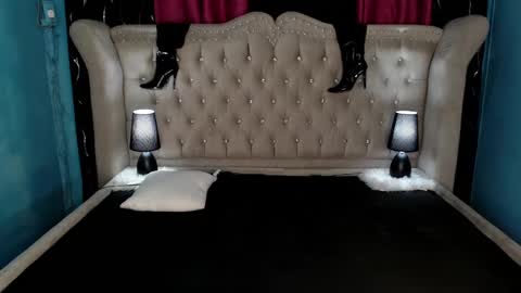 Snapshot of iam_yourtrough_pleasurecumshot chatting on March 7, 2025, 7:52 am mica online show from March 7, 2025, 7:52 am