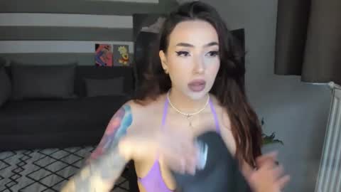 Baby Gal online show from January 25, 2025, 8:10 am