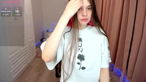 Cassie  STREAMS HERE EVERYDAY online show from November 3, 2025, 9:48 pm