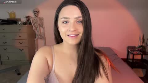 Crystal online show from January 30, 2025, 4:27 am