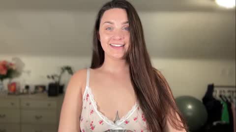 Crystal online show from March 16, 2026, 3:01 am