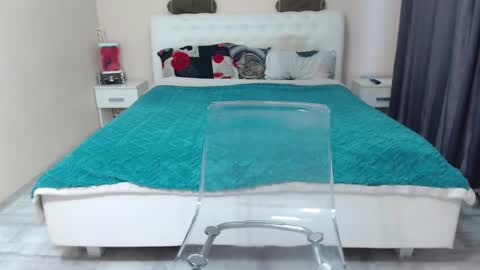 Alice online show from March 1, 2025, 1:29 pm