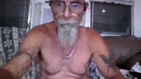 Snapshot of iamgoat_69 chatting on May 21, 2026, 6:09 am Goat Lulu Elektra online show from May 21, 2026, 6:09 am