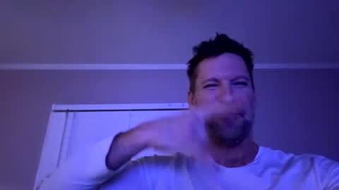 iamhereandnow online show from January 11, 2026, 3:22 am