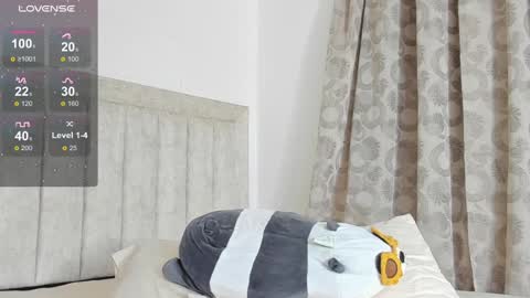 Juliiiiian online show from January 16, 2025, 1:58 pm