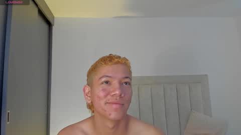 Juliiiiian online show from October 21, 2025, 12:17 pm