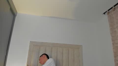 Juliiiiian online show from January 8, 2026, 11:12 am