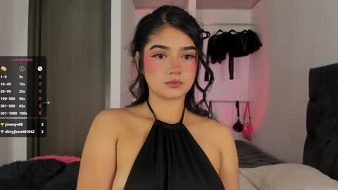 Snapshot of iamjulietaa chatting on February 25, 2025, 1:20 am    online show from February 25, 2025, 1:20 am