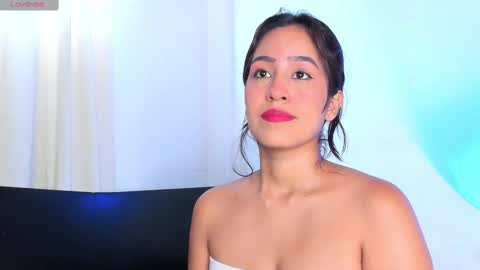 Lara online show from October 1, 2025, 12:22 pm