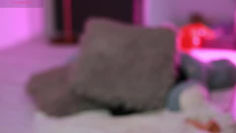 Lila online show from February 15, 2025, 7:28 pm