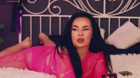 Lila online show from November 26, 2025, 4:41 pm