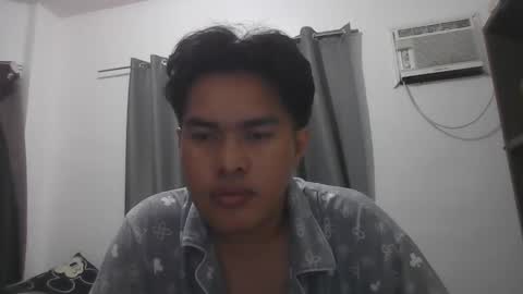 Adrianhot online show from January 4, 2025, 1:42 pm