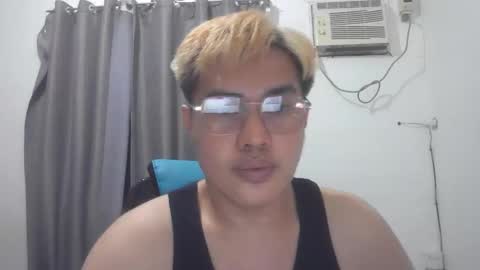 Adrianhot online show from February 26, 2026, 1:54 pm