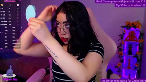 Veronica  NDEPENT MODEL online show from September 13, 2025, 4:34 am