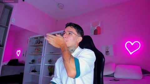 IAN CASTILLO online show from September 10, 2025, 11:10 am