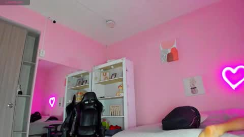 IAN CASTILLO online show from September 12, 2025, 11:10 am