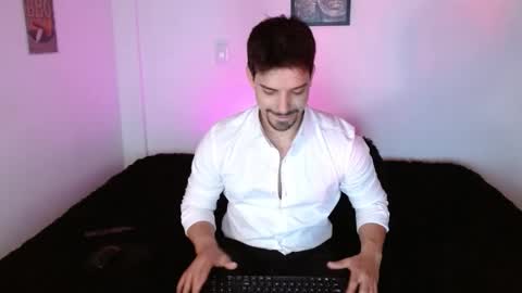 Ian Davis online show from November 27, 2025, 6:21 pm