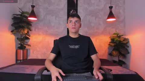 ian_jacob online show from April 4, 2026, 7:55 pm