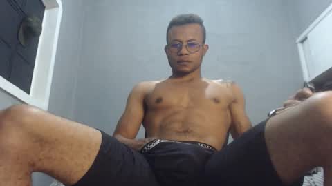 Snapshot of ian_tuner chatting on December 17, 2024, 11:59 pm ian_tuner online show from December 17, 2024, 11:59 pm