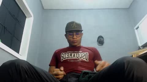 Snapshot of ian_tuner chatting on January 1, 2025, 10:35 pm ian_tuner online show from January 1, 2025, 10:35 pm